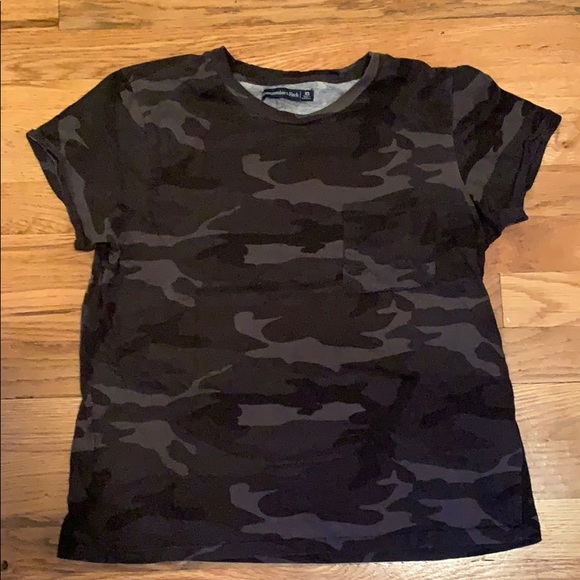 Abercrombie camo t - Picture 1 of 2